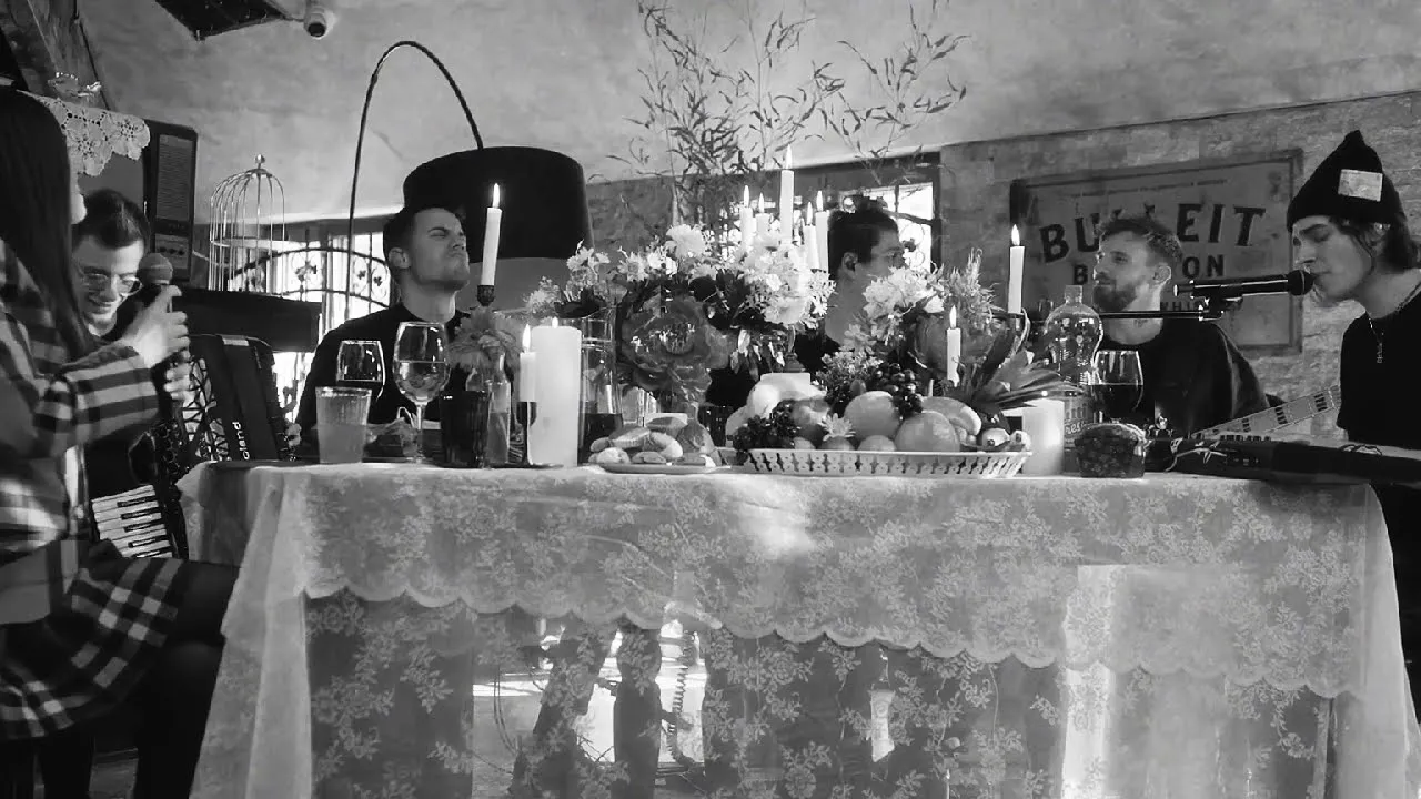 rares x Theo Rose - Sambata seara Live (Video Original)