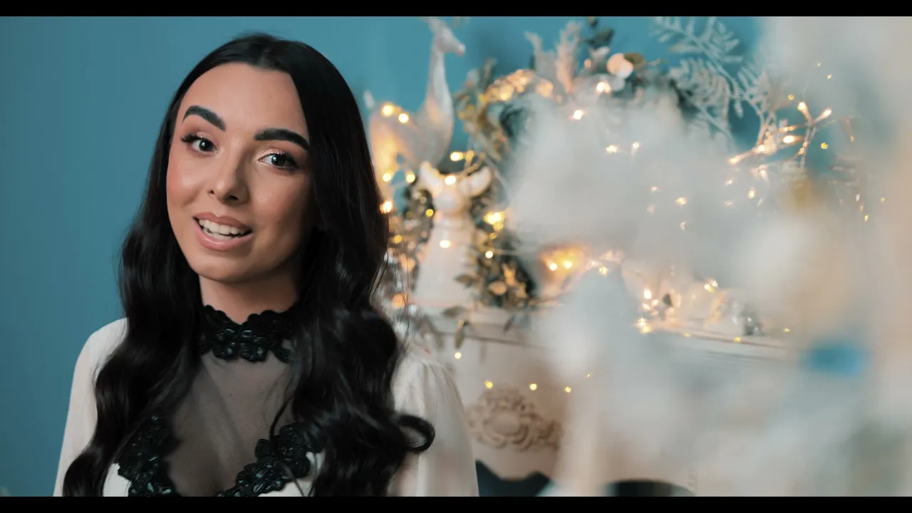 Denisa Christina - Veniti acasa de Craciun (Cantec de Craciun 2021)