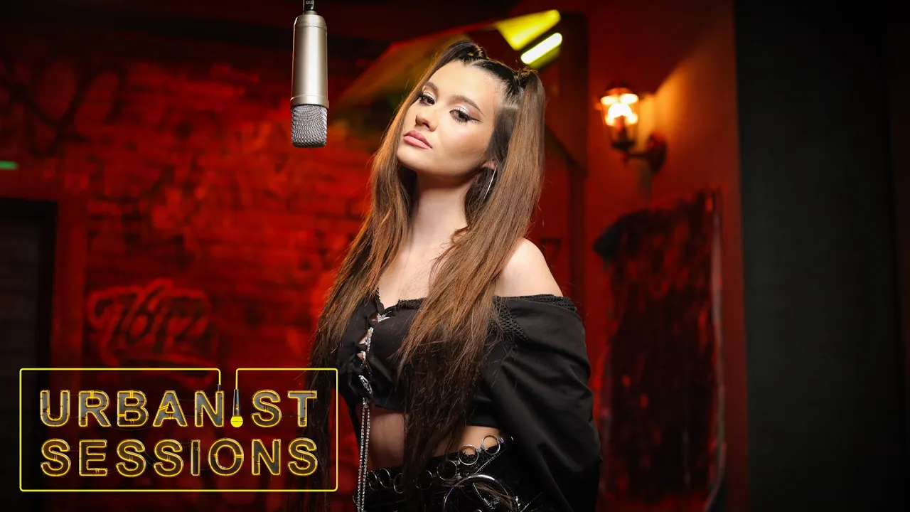 ERIKA ISAC - URBANIST SESSIONS (Video Original)