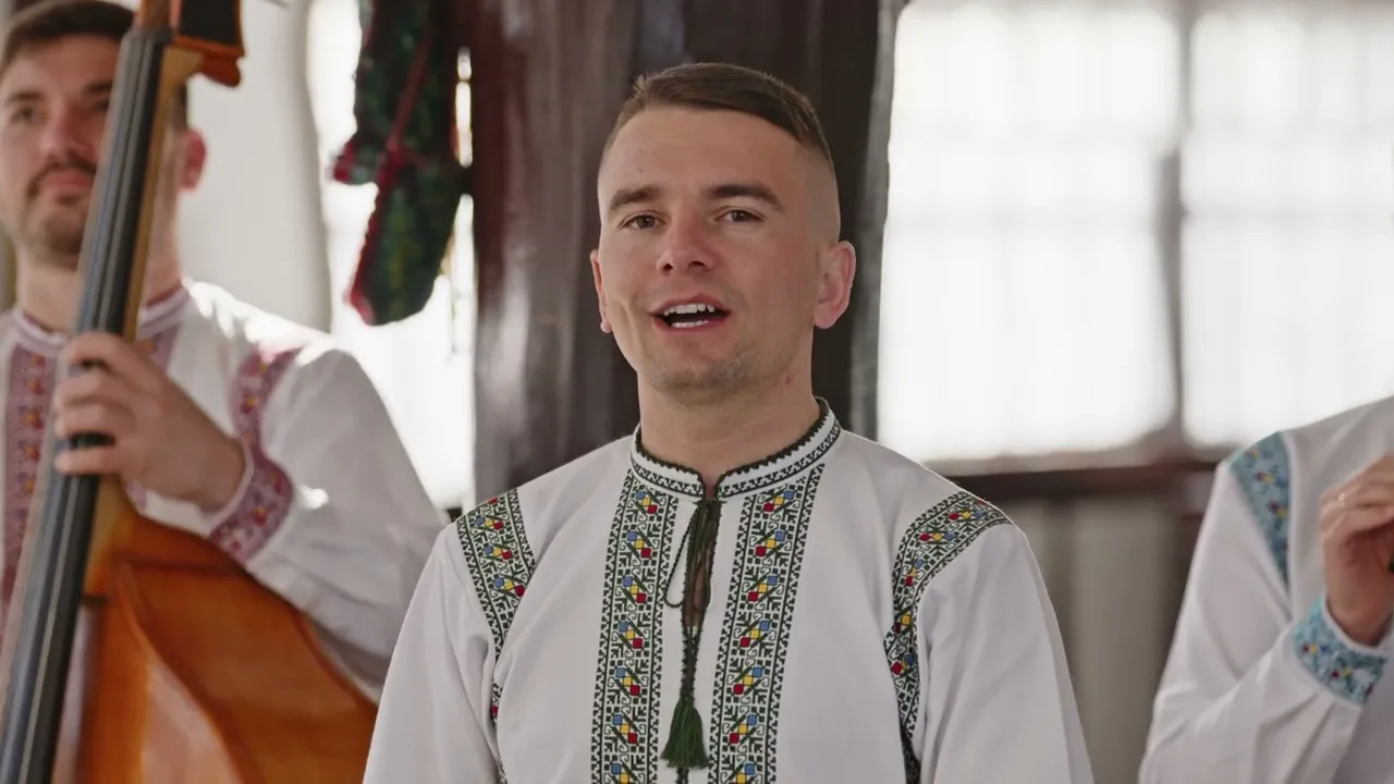 Ansamblul etnofolcloric Plaiesii - Vinisor domnesc