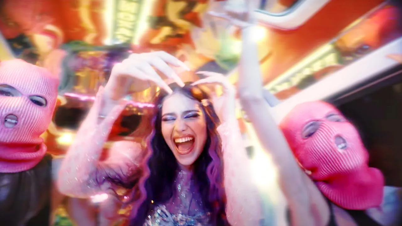 Roxen x DMNDS x Strange Fruits Music - Money Money