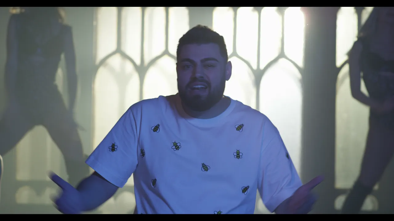 Iuly Neamtu - Trupul tau de miliarde (Originala 2022)