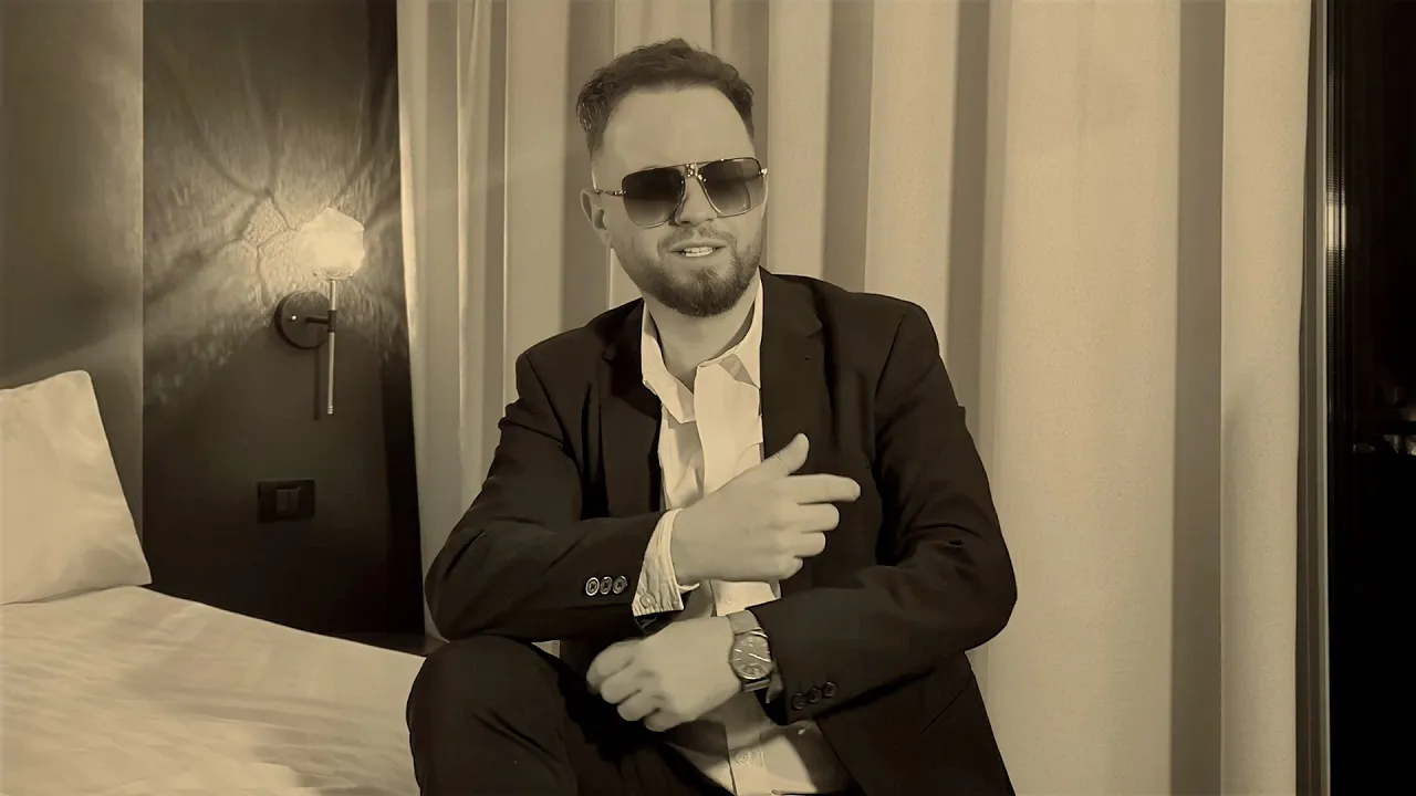 Blondu de la Timisoara & DYA - Cu cine dormi iubirea mea 2025