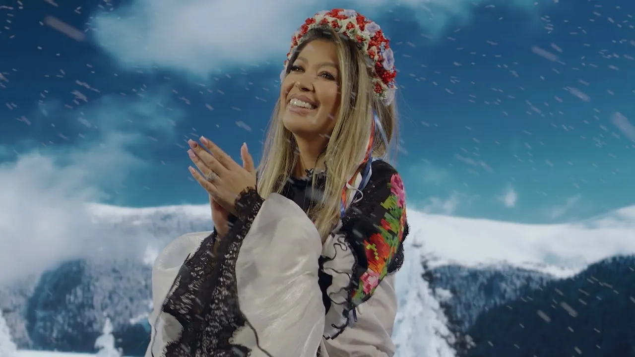 Laura - Marut, Margaritar (Colind Traditional)