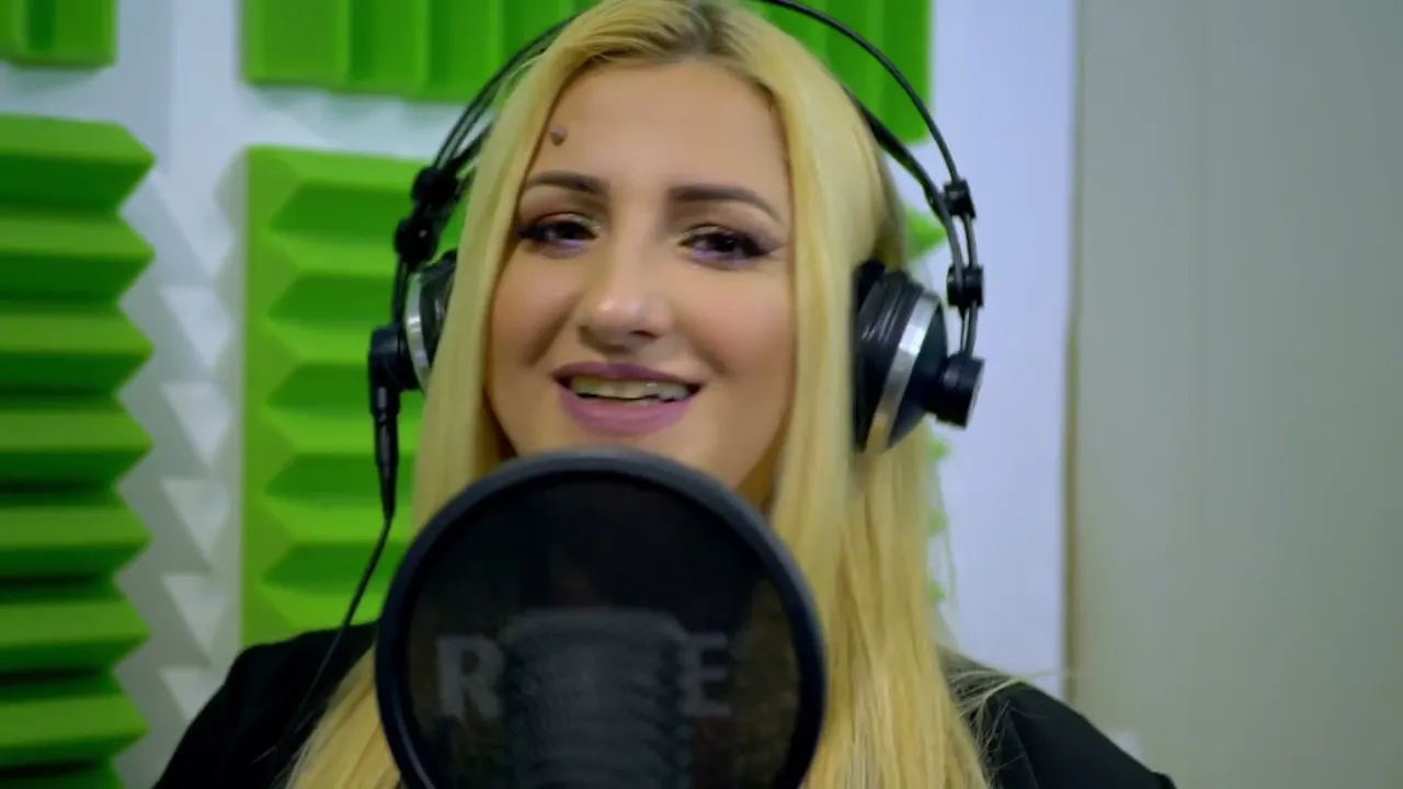 Camelia Grozav - Valoare, Asta-i Nunta Mare (Video Original)