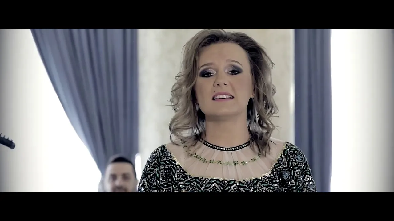 Nelutu Petrache si Paula Pasca - Omul sfinteste locul