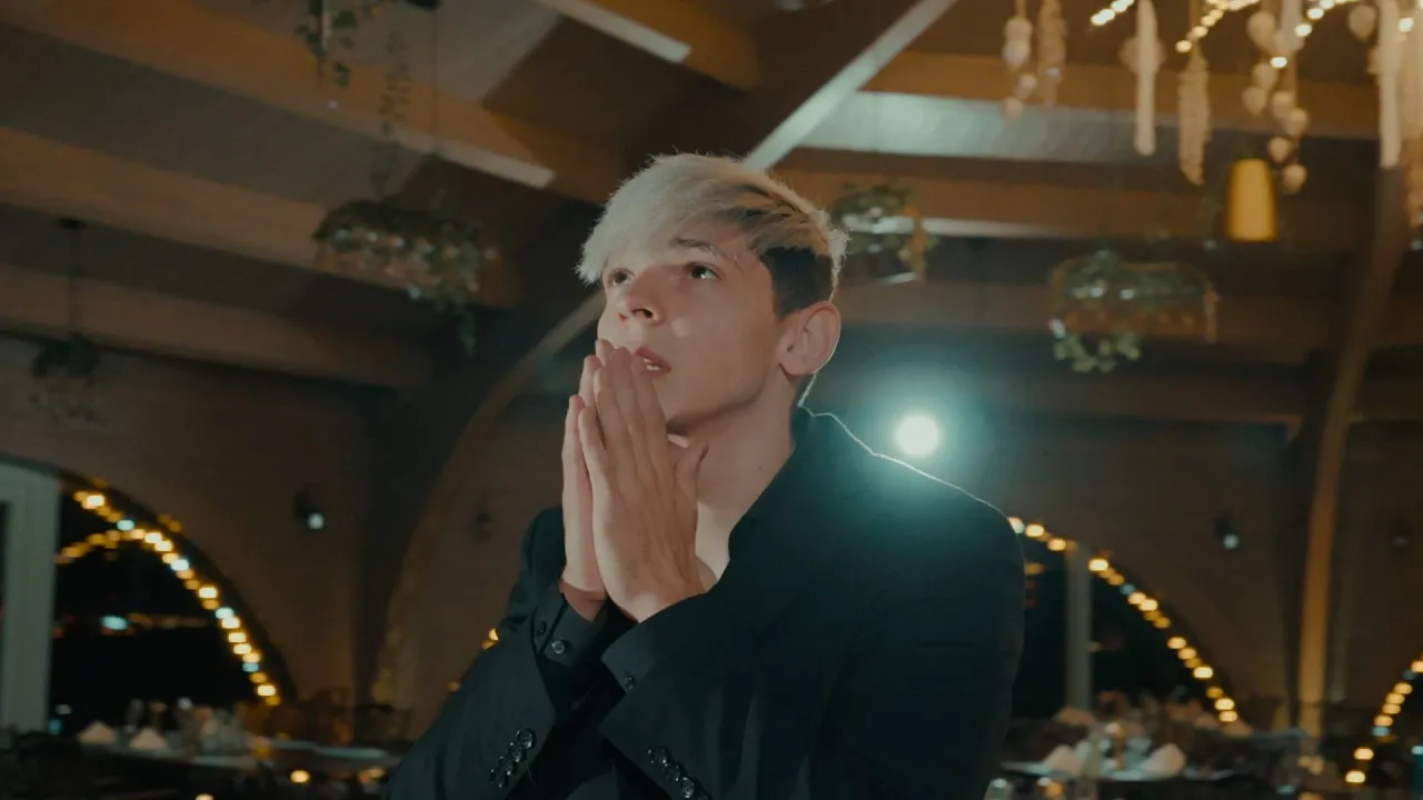 Antonio Pican - Supereroi (Original Radio Edit)