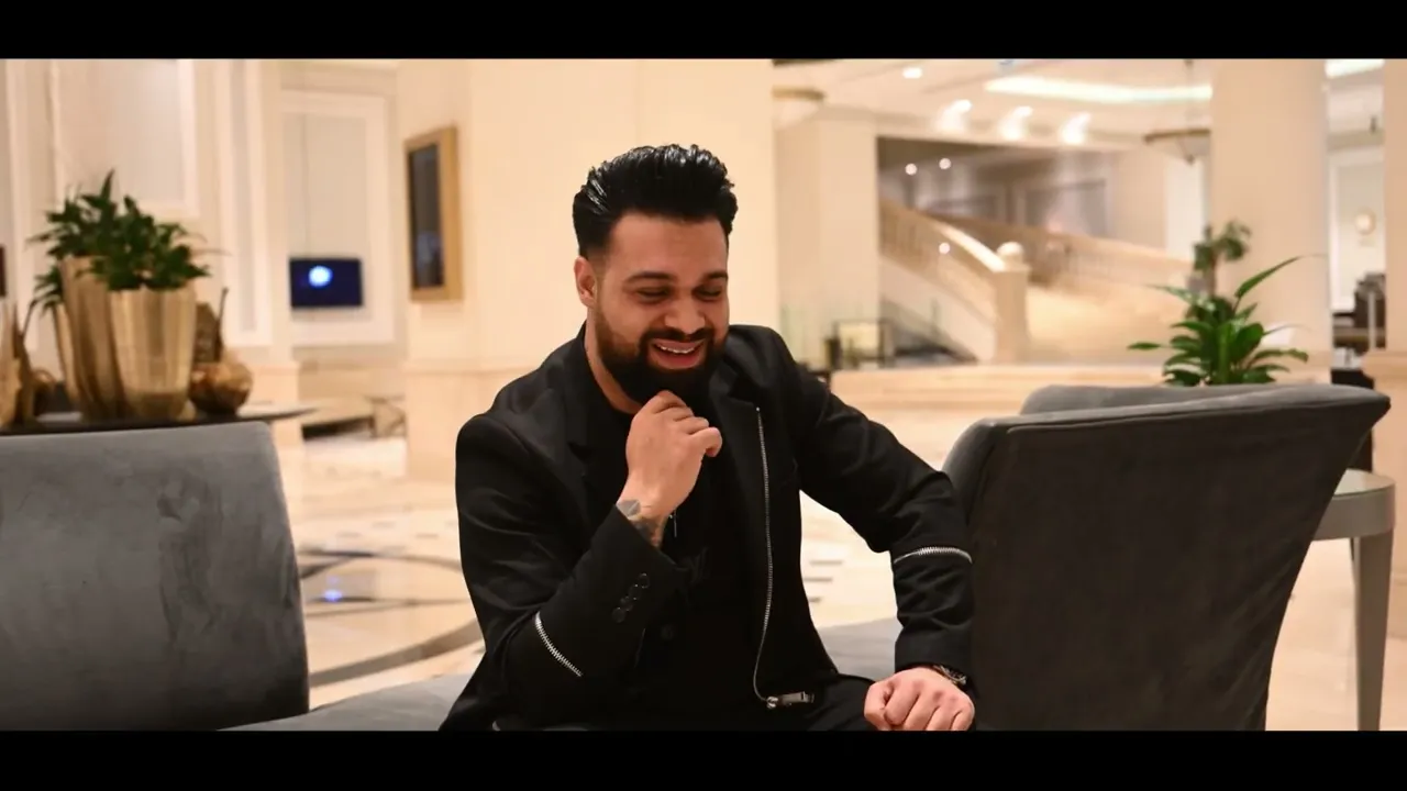 ROBERT DIN APARATORI - COROANA DE REGE 2024 (Video Original)