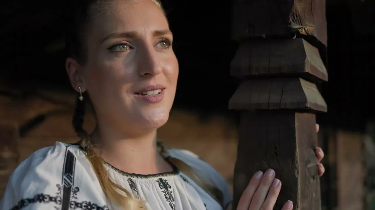 Delia Stanciu - La maicuta de la tara