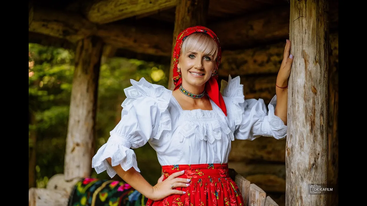 Ancuta Pop si Daniel Dogaru - Hai lume si te petre