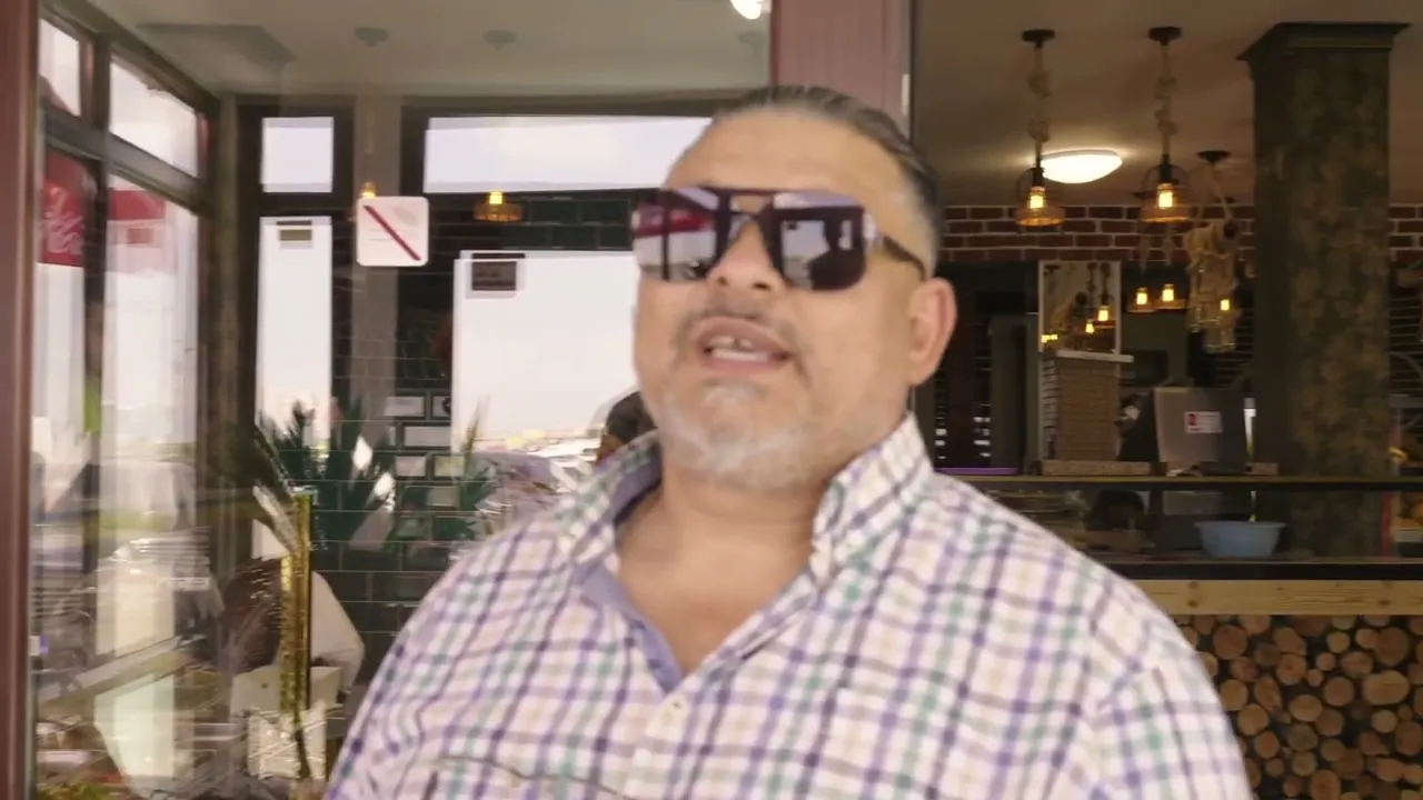 SANDOR GROSU - ACASA IN STRAINATATE 2022