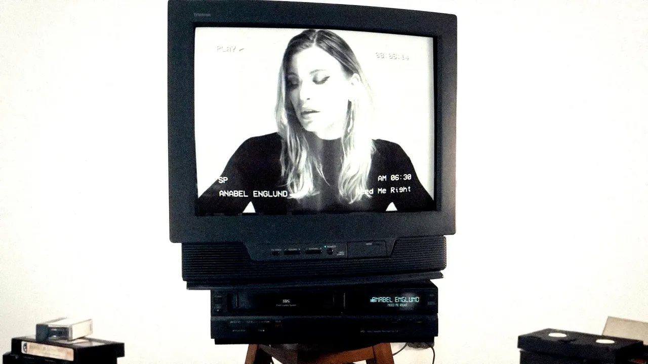 Anabel Englund - Need Me Right