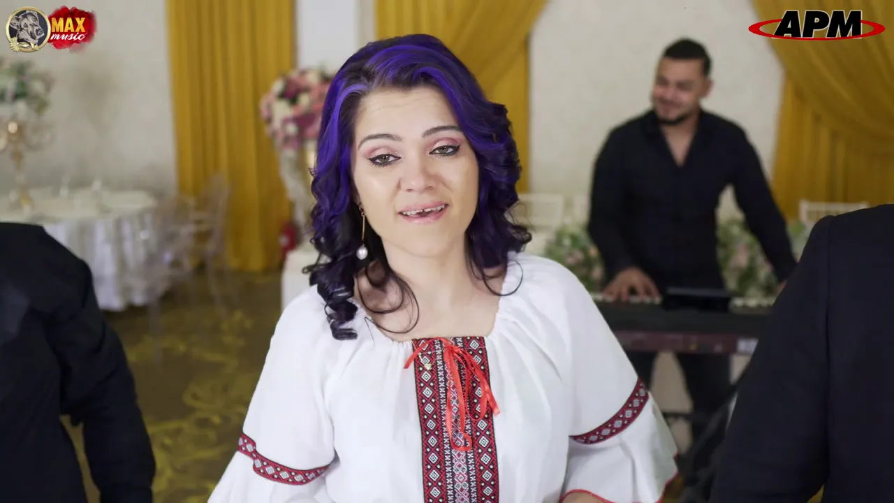 Oana Raluca si Coco de la Slatina - Astazi la altar cu tine (melodie de nunta)