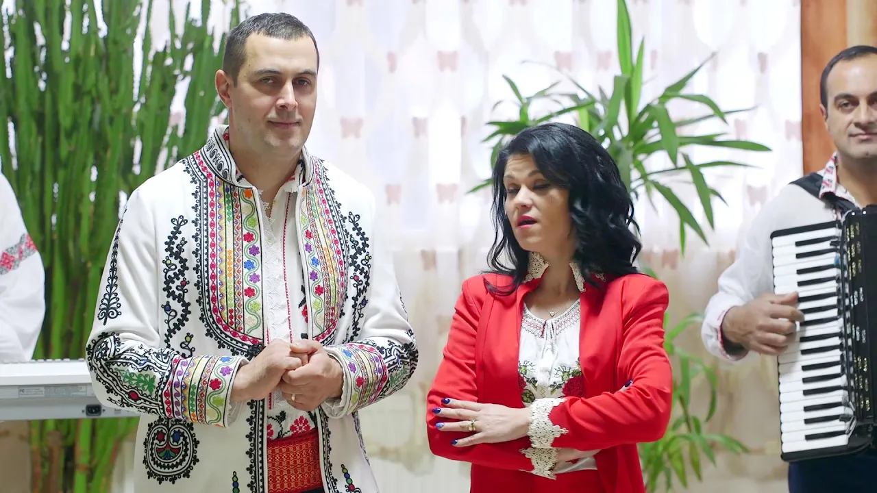 GEORGE TURCILA SI OANA - AM VENIT LA NUNTA TA