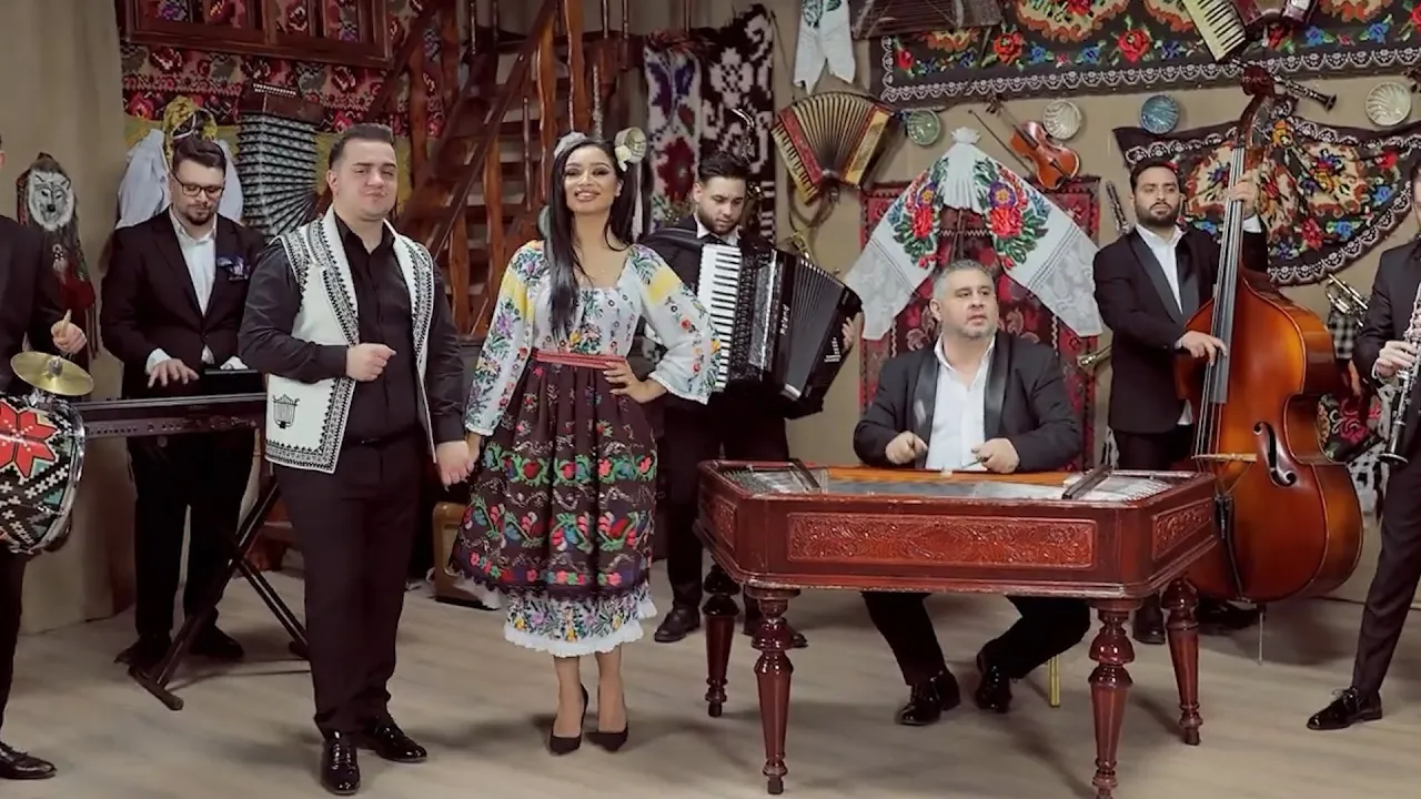 Malyna & Maruta - Sa-mi spui ce sa fac