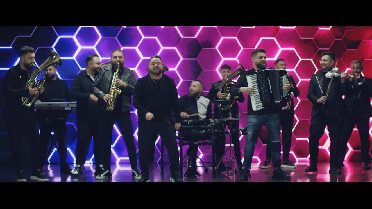 Cristi Nuca & Fanfara lui Andrii' - Iti dau fericire 2023