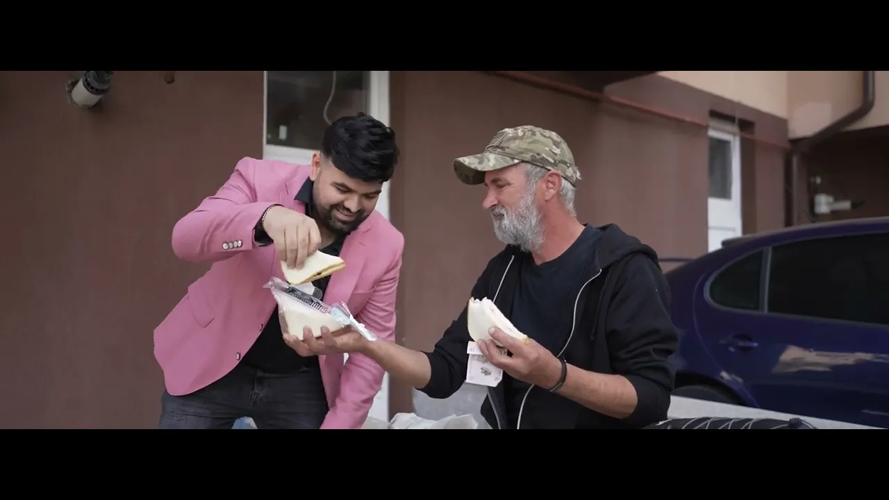 Rudi - Hotel de 10 stele 2023 (Video Original)