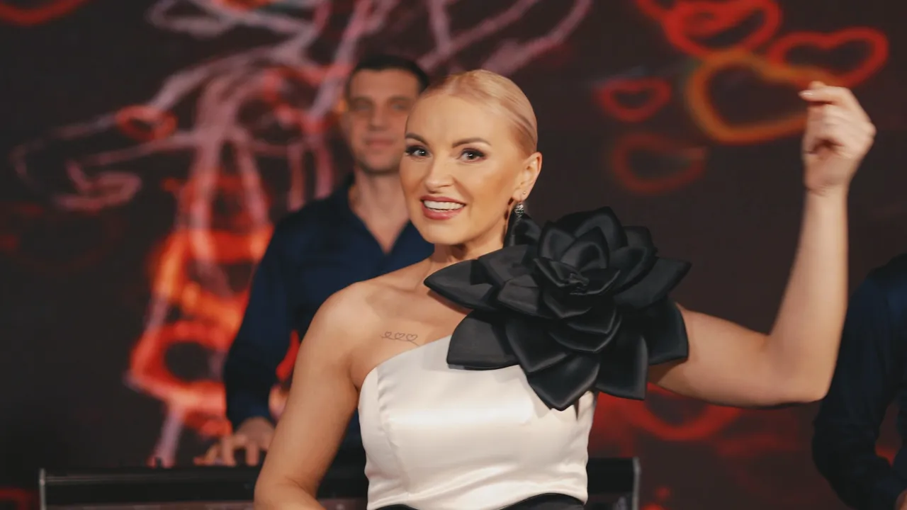 Lena Miclaus - Am vrut un strop de fericire! (Colaj Nou 2022)