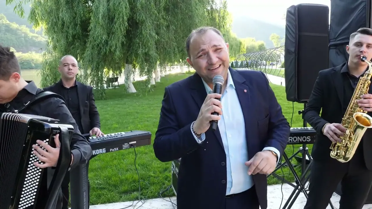 Ady Mitroi Jr - Colaj Sarba - Colaj de petrecere - LIVE 2024