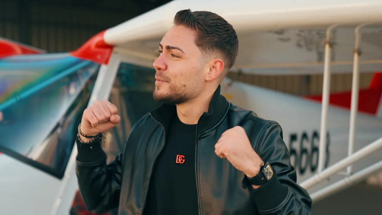 FLAVI TITA - Cine oare a inventat dragostea (Originala 2022)