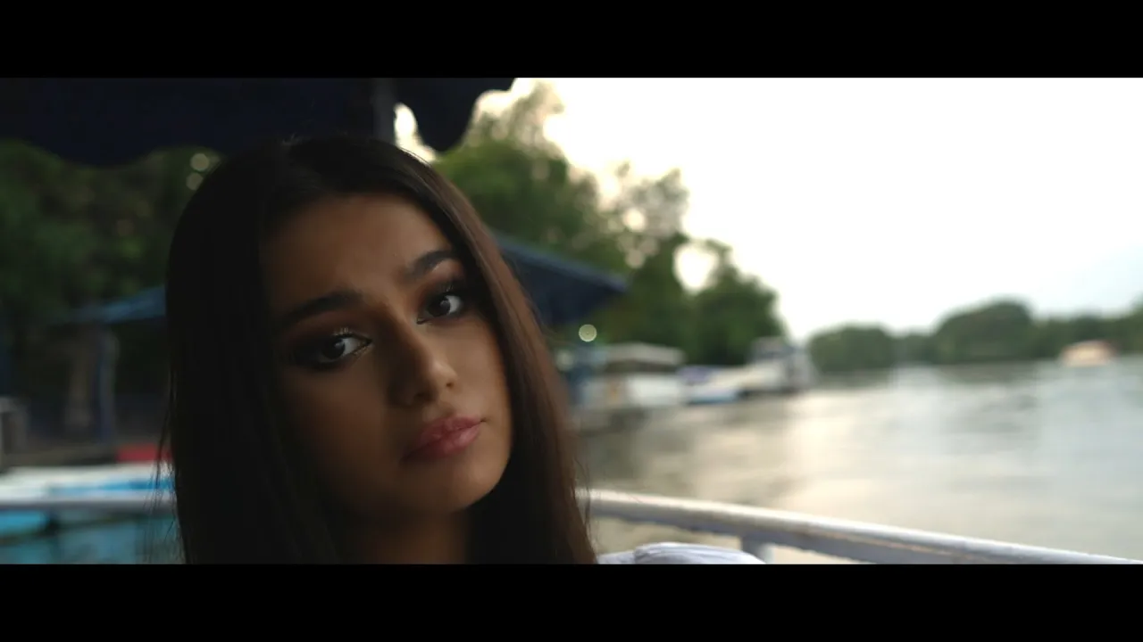 Patricia - M-ascund cand imi e greu (Originala 2022)