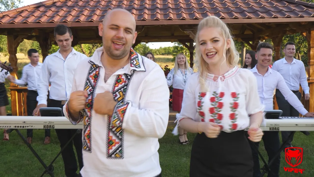 Tavi de la Negresti si Andreea Ciocotisan - Hai sus paharul