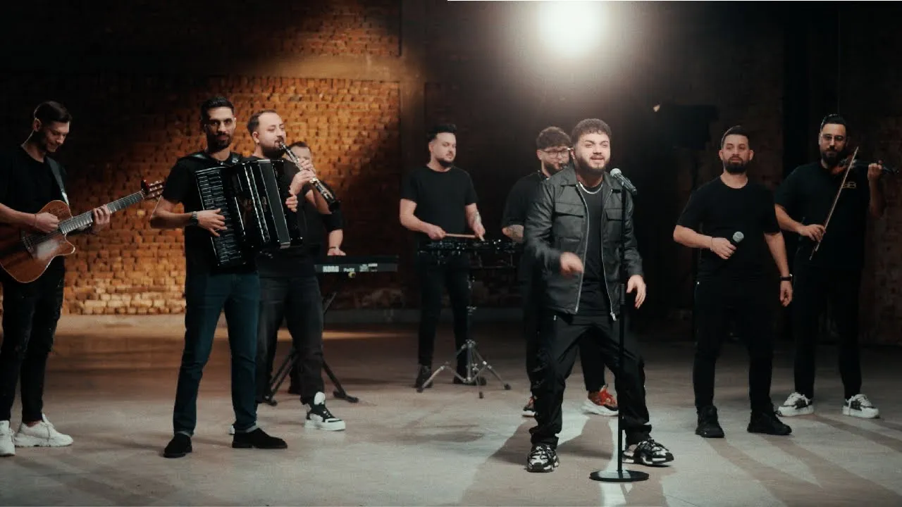 Denis Ramniceanu - Dame la mano (Live)