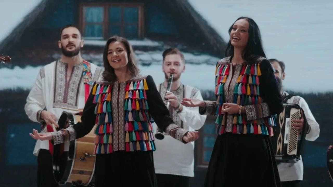 Damian And Brothers - Hoileroanda