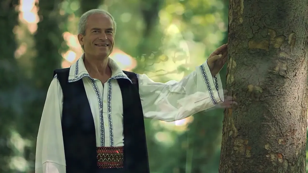 Valentin Ivanescu - Banii banii s-au dus banii