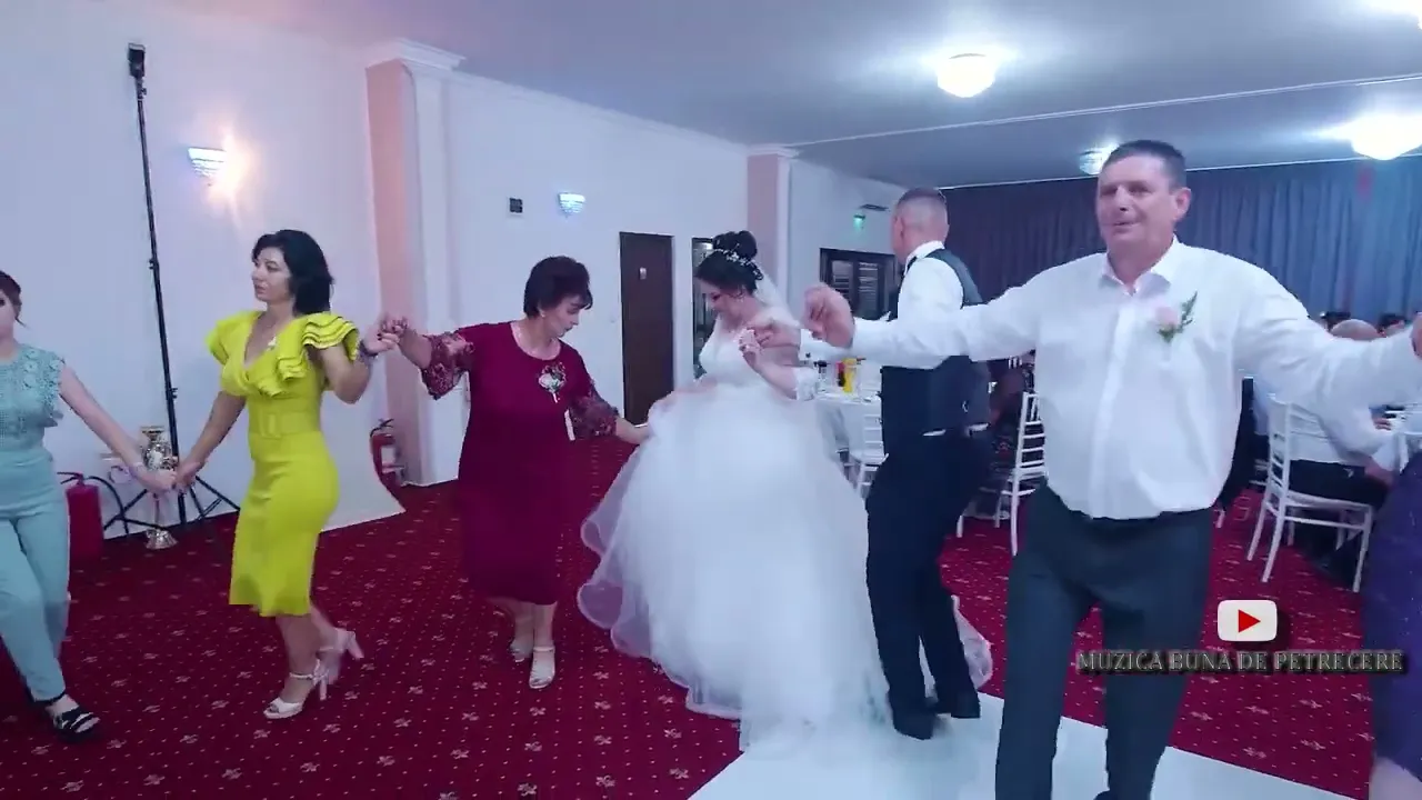 BOMBA CU Viorica Petcu si Formatia Cornel Cojocaru - Colaj Hore 2022 - Colaj de petrecere