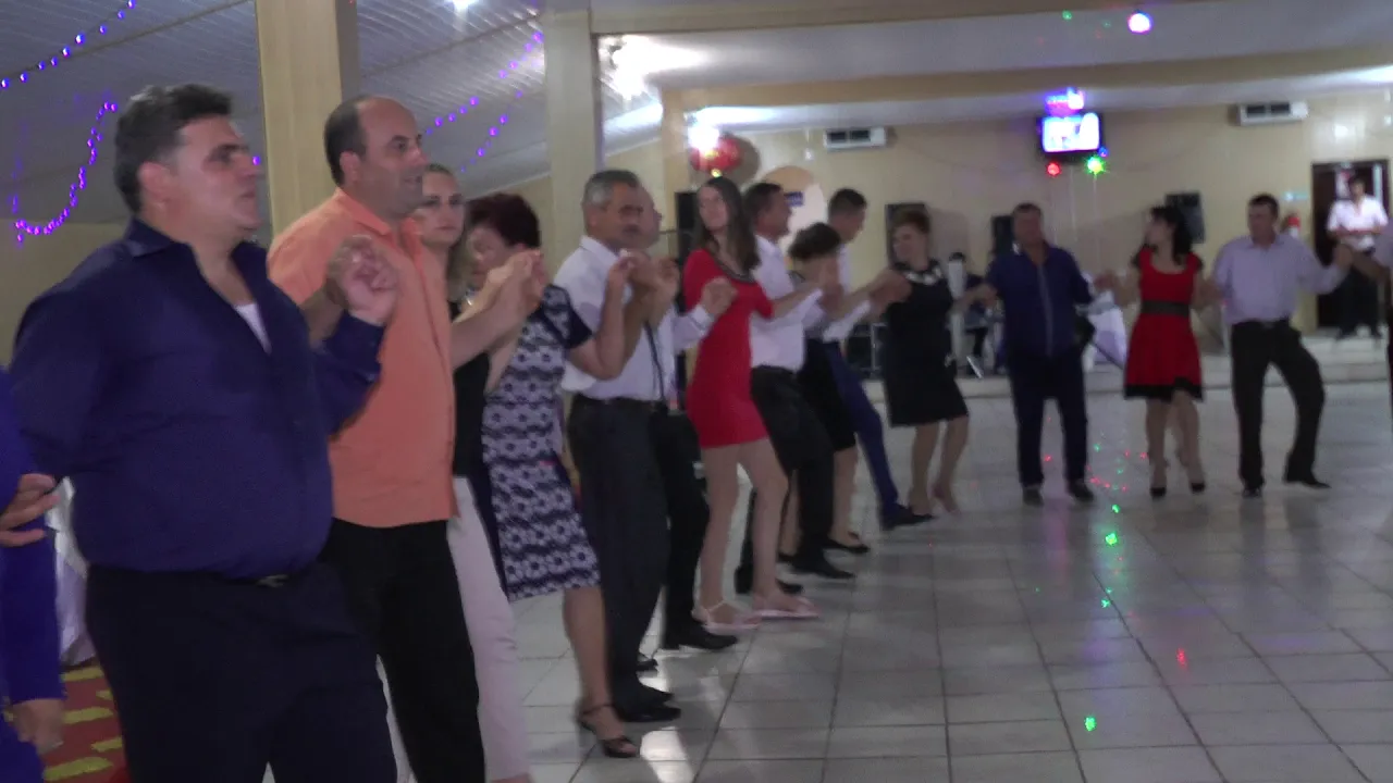 Oana si Adi Rusu - Asai bine pentru toti