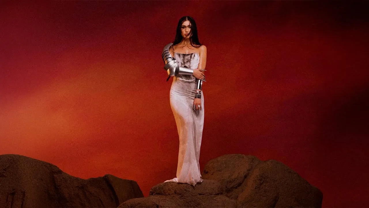 Alina Eremia - Tricoul