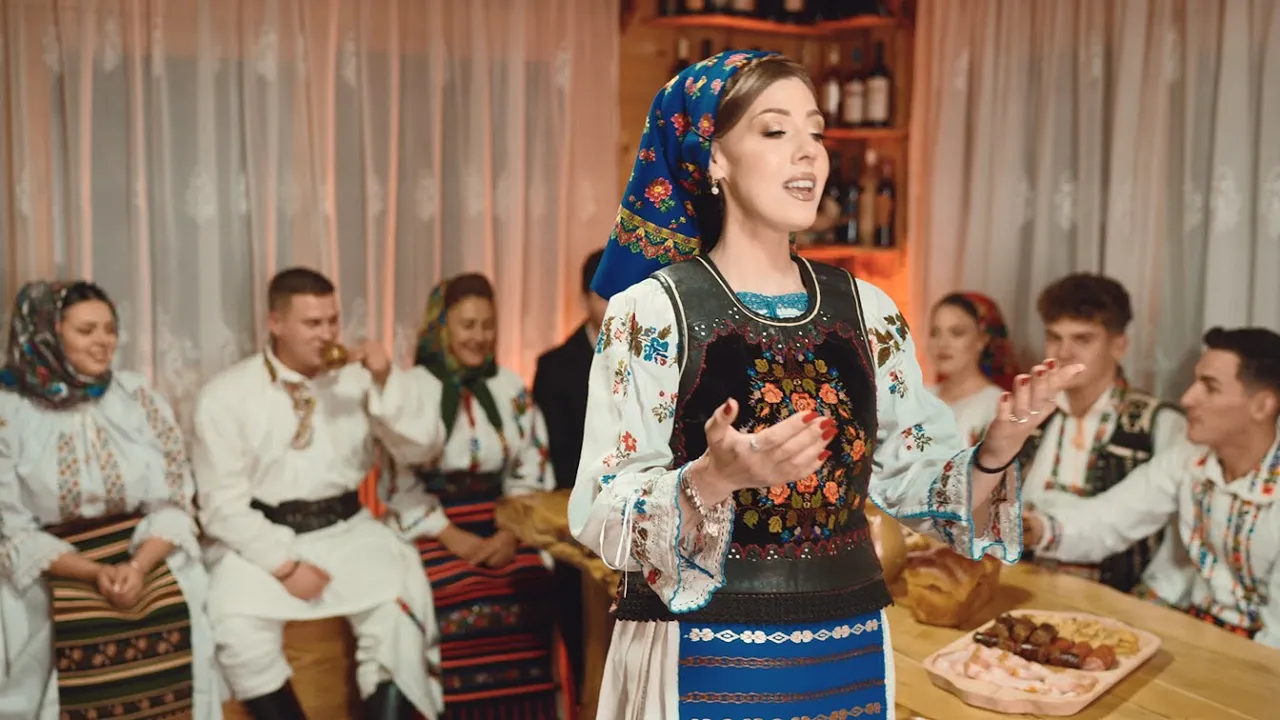 Alexandra Maria Rus - Varsa, Doamne pe pamant!