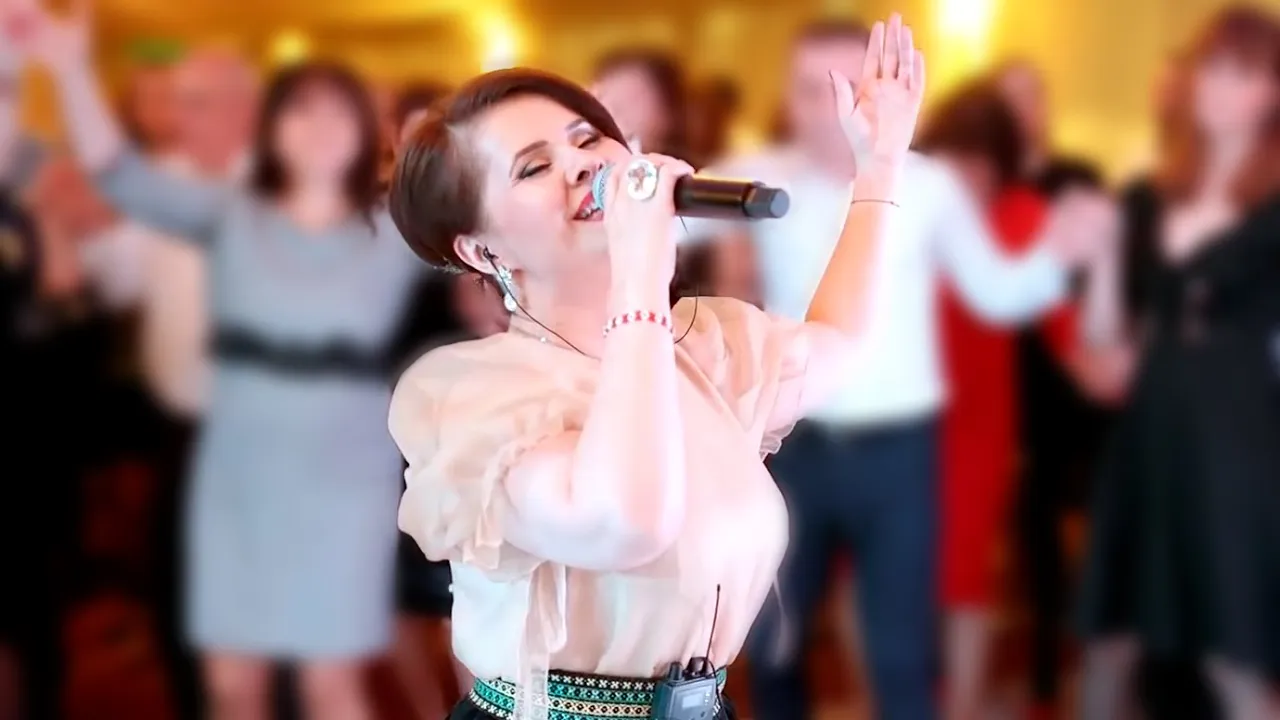 Petrecere ca la GORJ - Niculina Stoican si Taraful Madalin Baranga