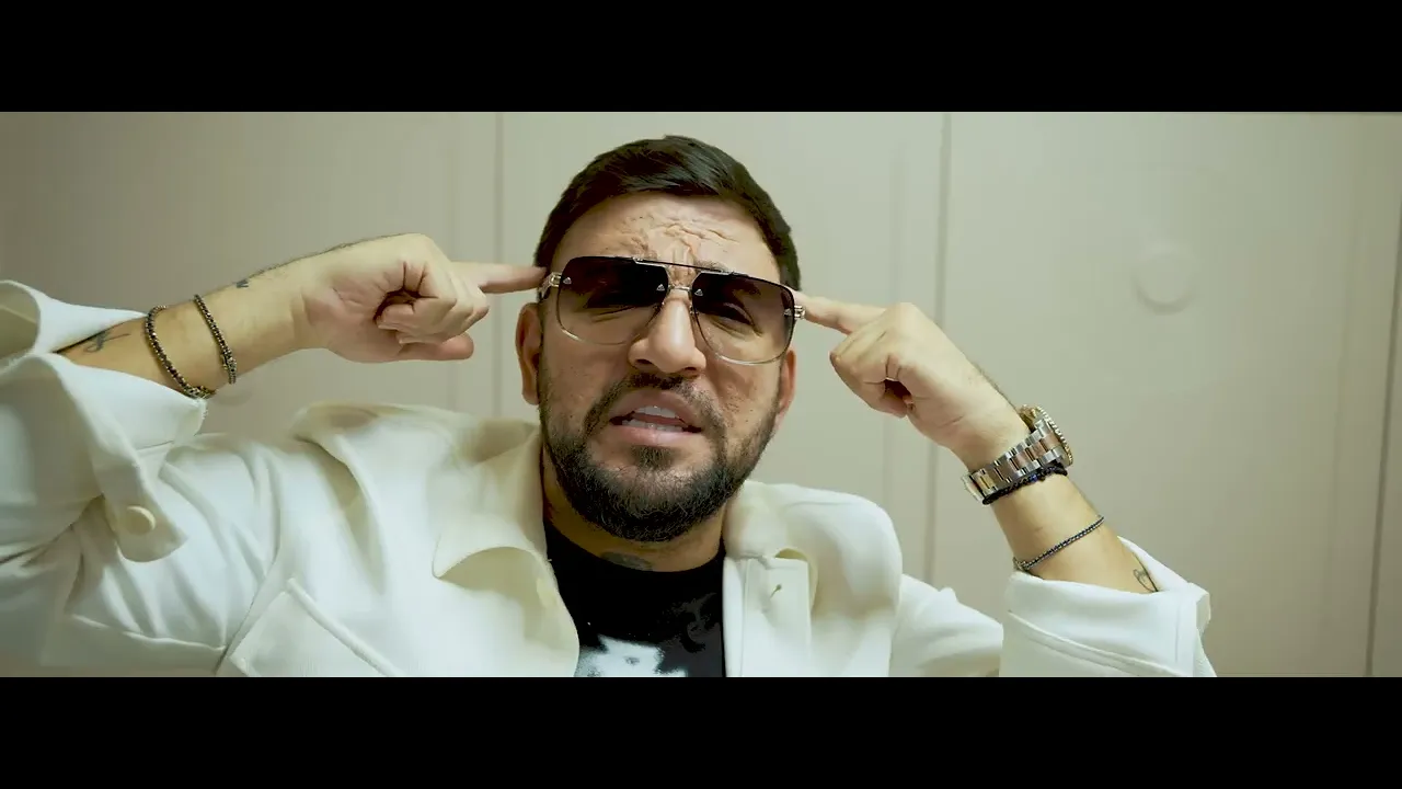 Costel Biju - Sunt unul si fac cat zece