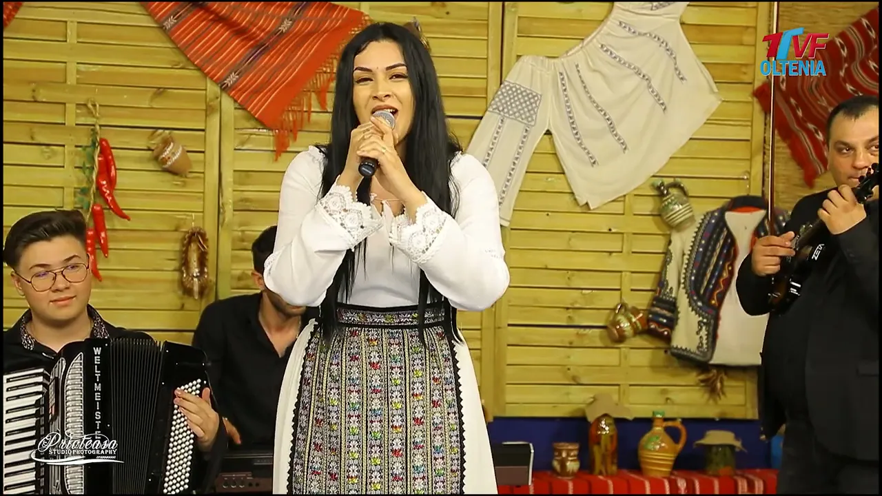 Alexandra Tiuleanu - Cel mai TARE Colaj cu Muzica de petrecere 2021 Colaj BELEA 2021