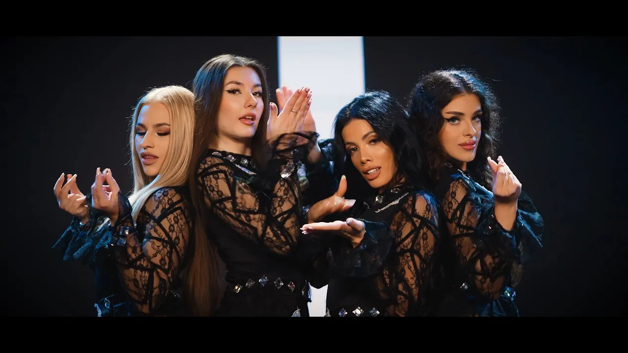 Mihaita Piticu - Fetele din Romania