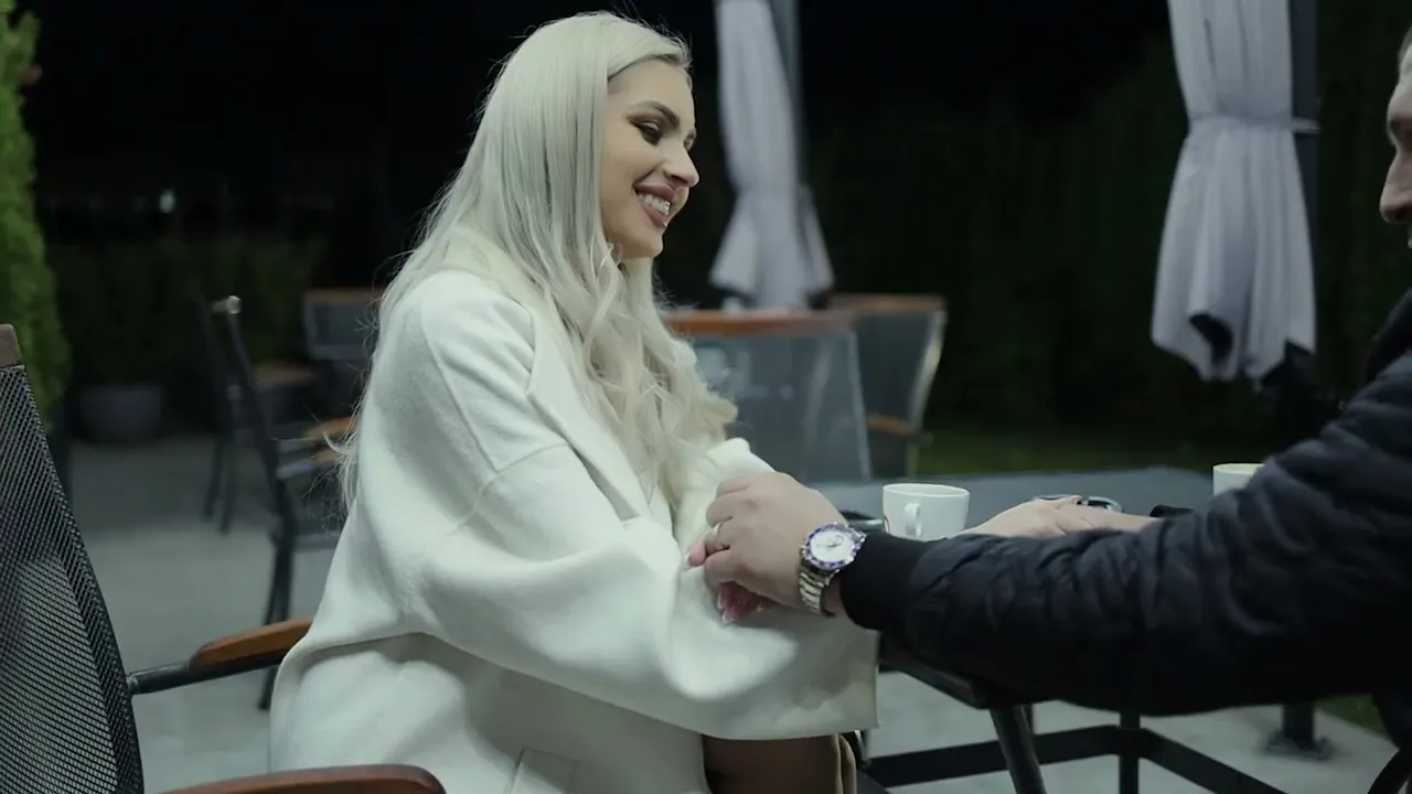 Razvan de la Pitesti - Dorul ce tare ma doare (Video Original)