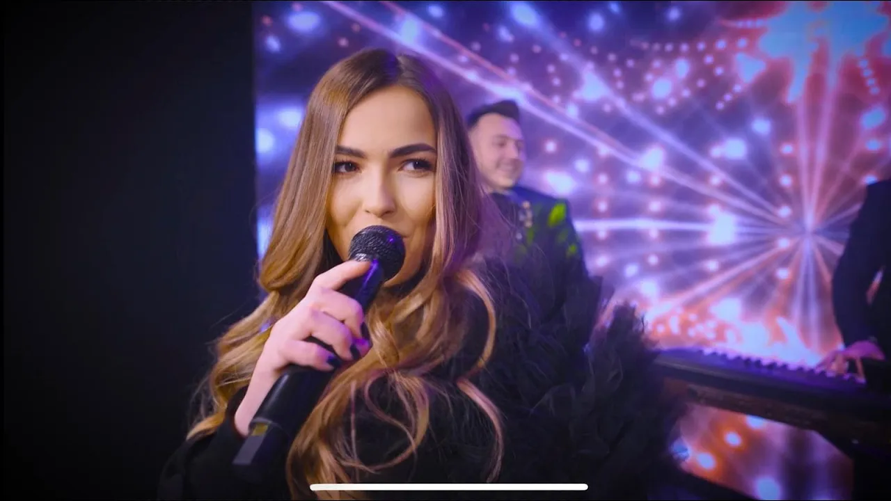 Iulia Plescan & Quattro Orchestra - Colaj Manele 2022