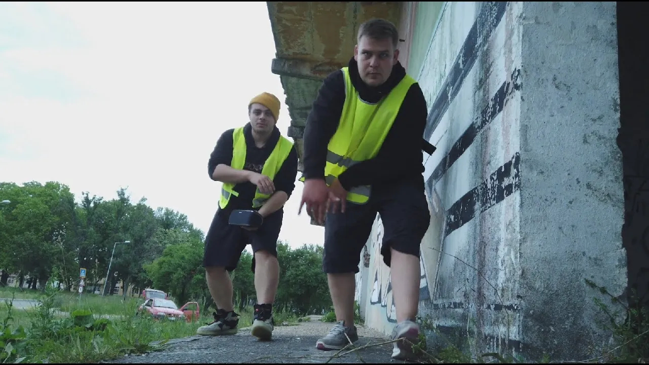 BAZOOKA - Doi Saci de Gunoi (Original Radio Edit)