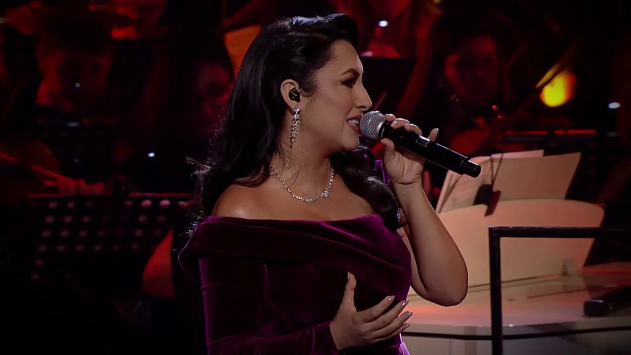 Andra - It's The Most Wonderful Time Of The Year (Live La Opera Nationala)