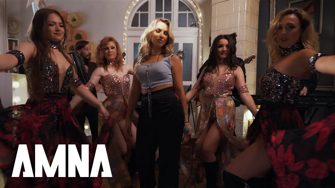AMNA - Live Show